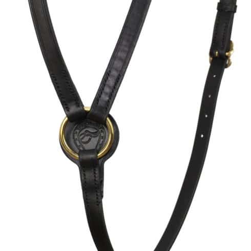 Breastplate in portuguese-baroque style. Black quality leather with angular gold-coloured Cortesia buckles.